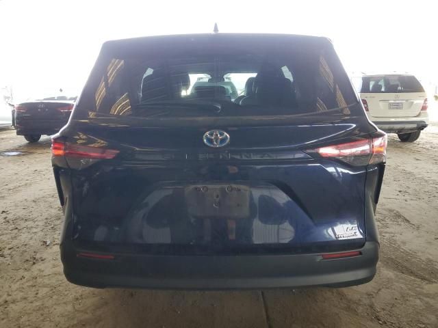 2021 Toyota Sienna LE