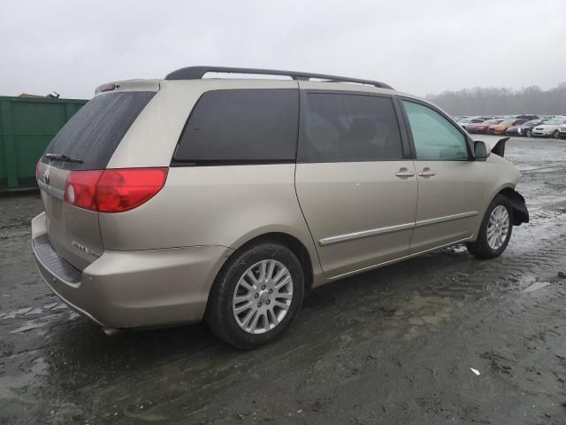 2008 Toyota Sienna XLE