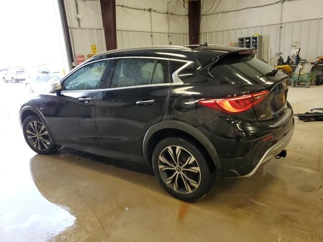 2017 Infiniti QX30 Base