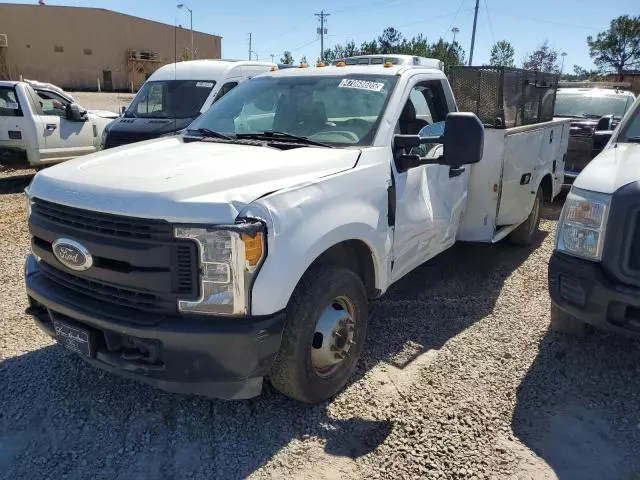 2017 Ford F350 Super Duty XL Utility BED Pickup Truck