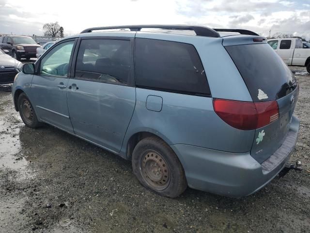 2005 Toyota Sienna CE