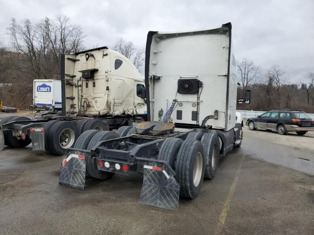 2017 Kenworth Construction T680