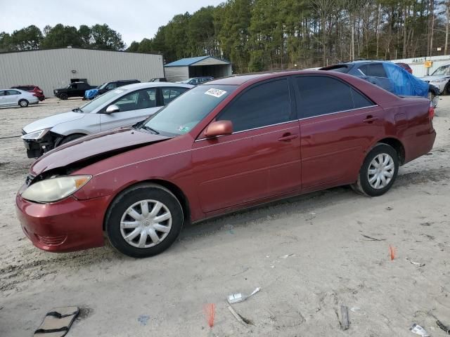 2005 Toyota Camry LE