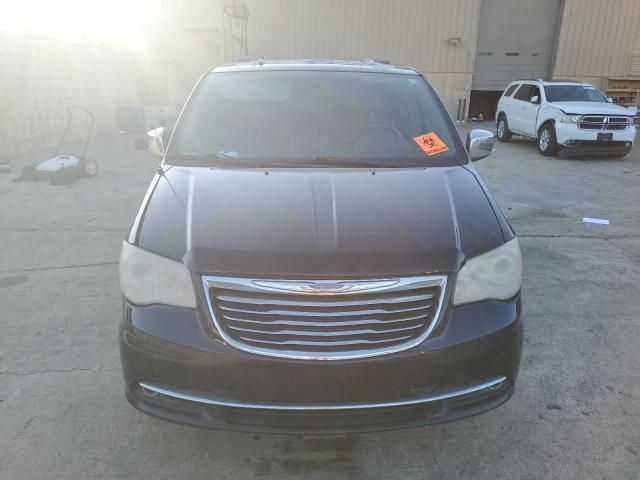 2012 Chrysler Town & Country Limited