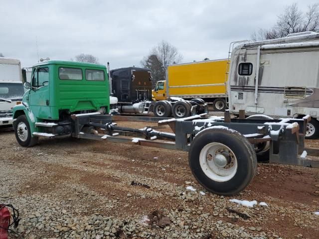 2002 Freightliner Medium Conventional FL70