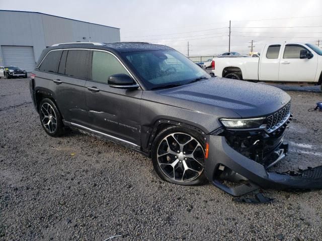 2022 Jeep Grand Cherokee Summit