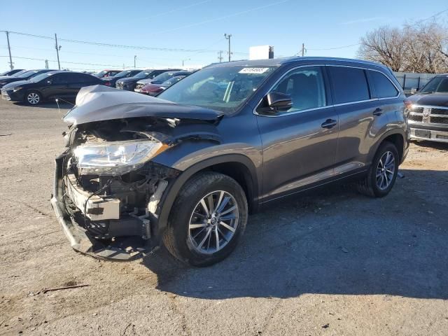 2018 Toyota Highlander SE