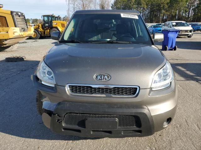 2011 KIA Soul +