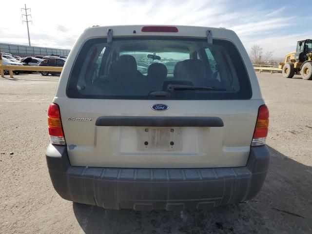 2005 Ford Escape XLS