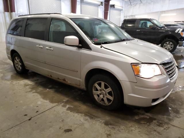 2010 Chrysler Town & Country Touring