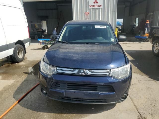 2014 Mitsubishi Outlander ES