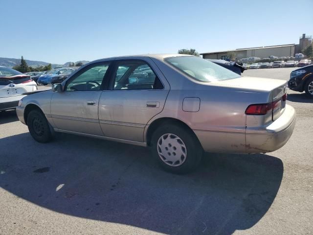 1999 Toyota Camry LE