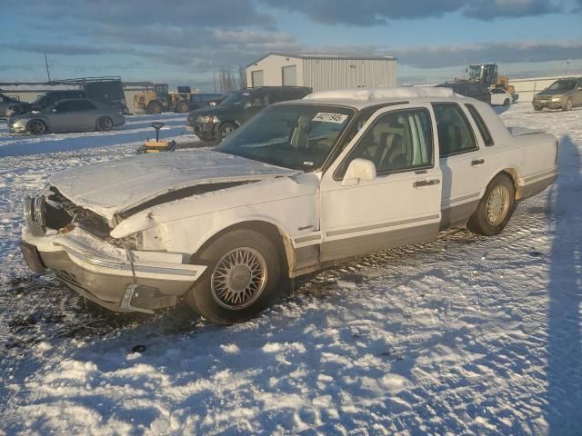 1997 Lincoln Town Car Signature