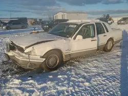 Lincoln Vehiculos salvage en venta: 1997 Lincoln Town Car Signature