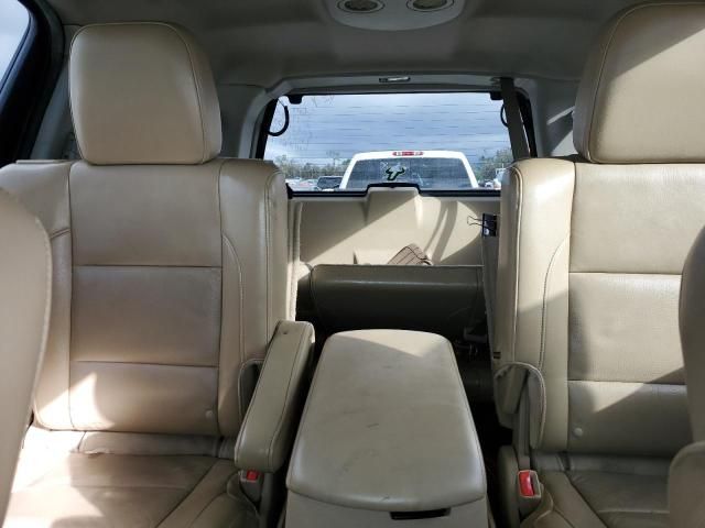 2013 Nissan Armada Platinum