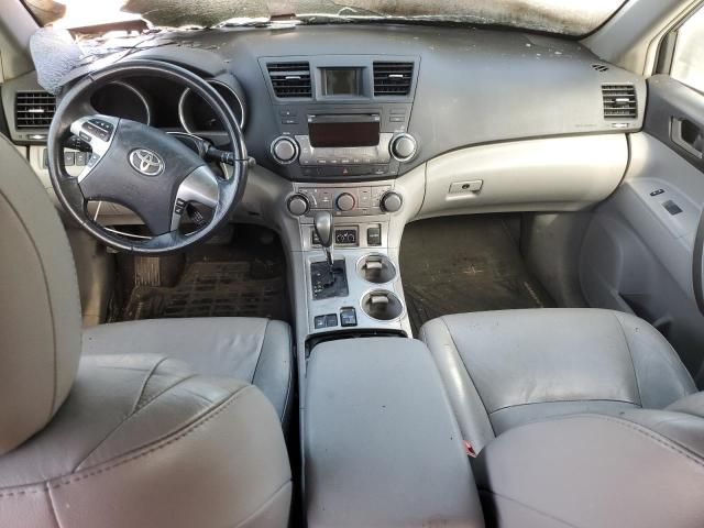 2011 Toyota Highlander Base