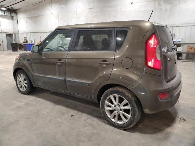 2013 KIA Soul +