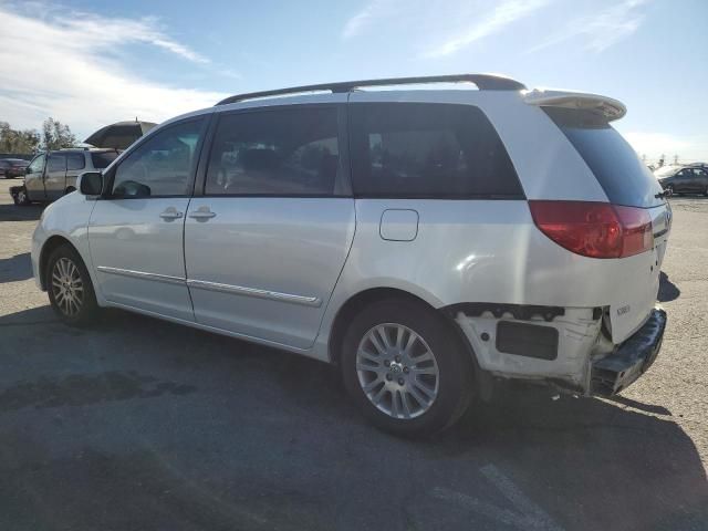 2007 Toyota Sienna XLE