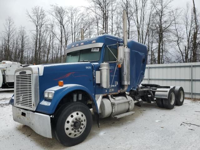 2000 Freightliner Conventional FLD120