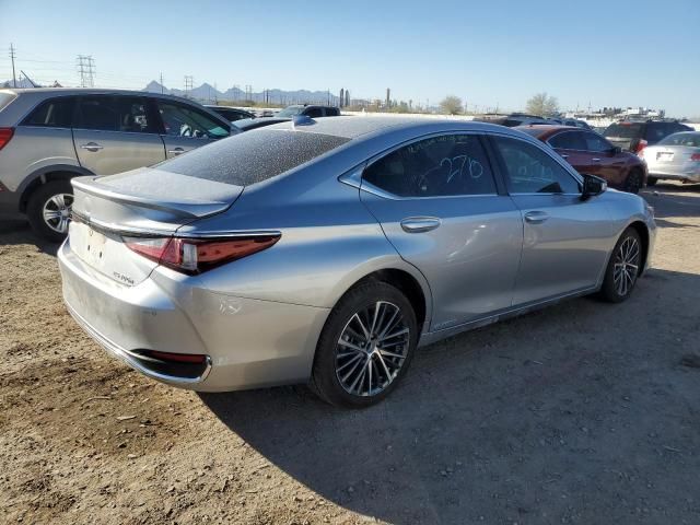 2022 Lexus ES 300H Base