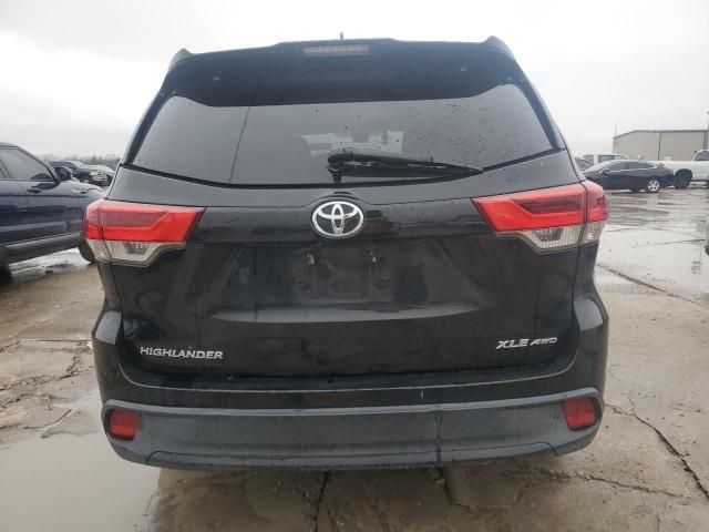 2017 Toyota Highlander SE