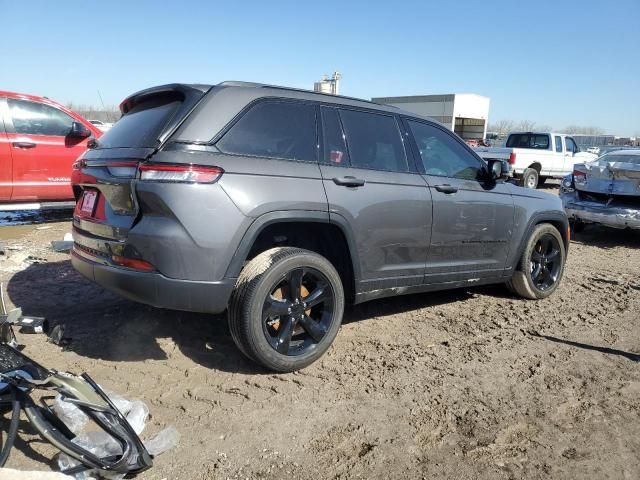 2024 Jeep Grand Cherokee Laredo