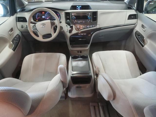 2014 Toyota Sienna LE