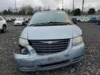 2005 Chrysler Town & Country