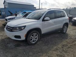 Volkswagen Vehiculos salvage en venta: 2016 Volkswagen Tiguan S