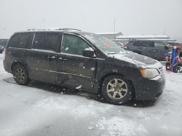 2010 Chrysler Town & Country Touring