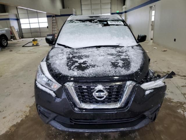 2019 Nissan Kicks S