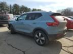 2019 Volvo XC40 T5 Momentum