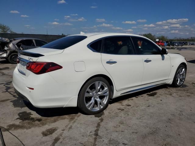 2017 Infiniti Q70 3.7