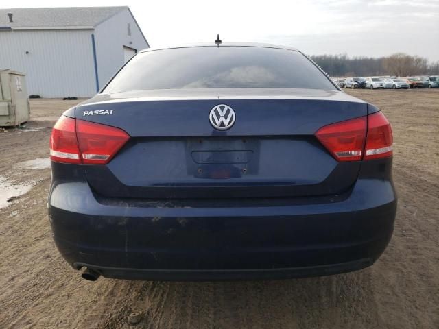 2013 Volkswagen Passat S