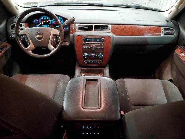 2011 Chevrolet Suburban K1500 LS