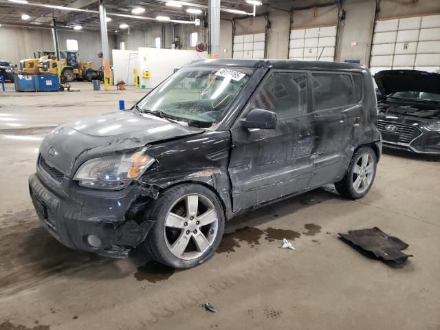 2010 KIA Soul +