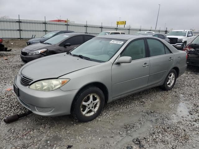 2005 Toyota Camry LE