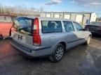 2001 Volvo V70