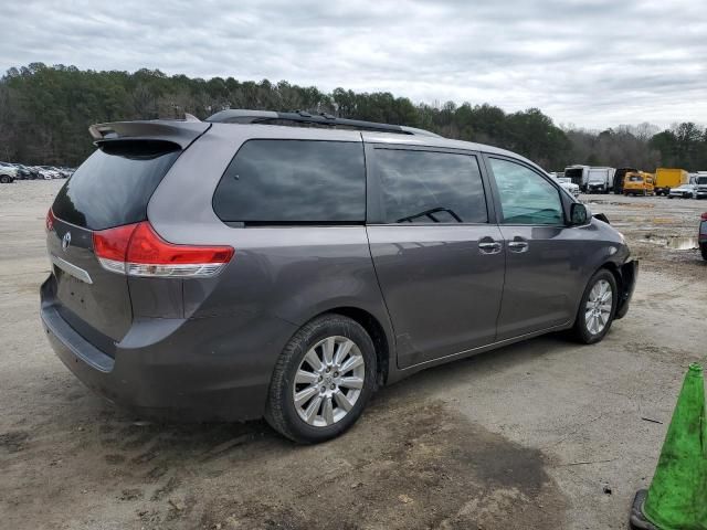 2011 Toyota Sienna XLE