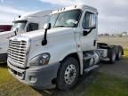 2016 Freightliner Cascadia 125