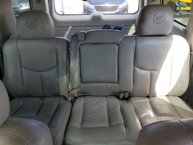 2003 Cadillac Escalade Luxury