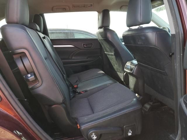 2014 Toyota Highlander LE