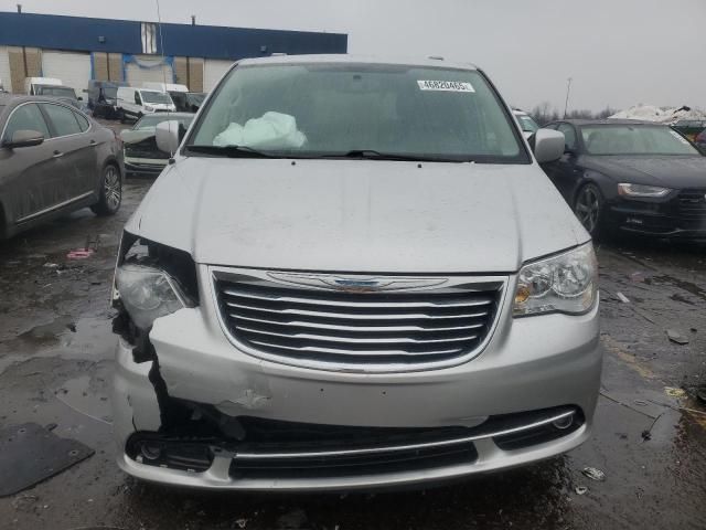 2012 Chrysler Town & Country Touring