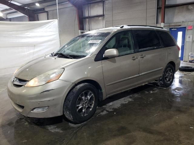 2006 Toyota Sienna XLE