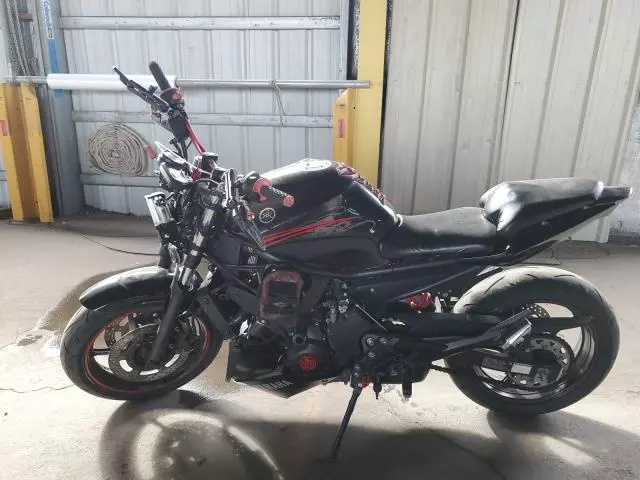 2012 Yamaha FZ6 R