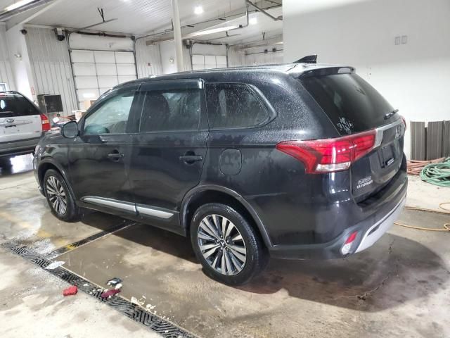 2020 Mitsubishi Outlander SE