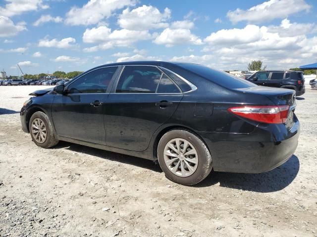 2016 Toyota Camry LE