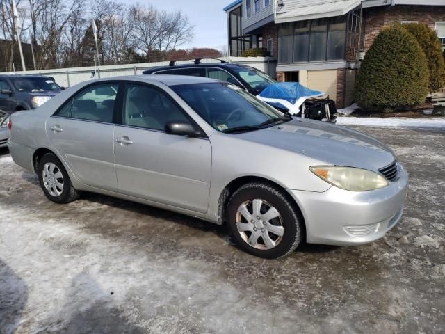 2005 Toyota Camry LE