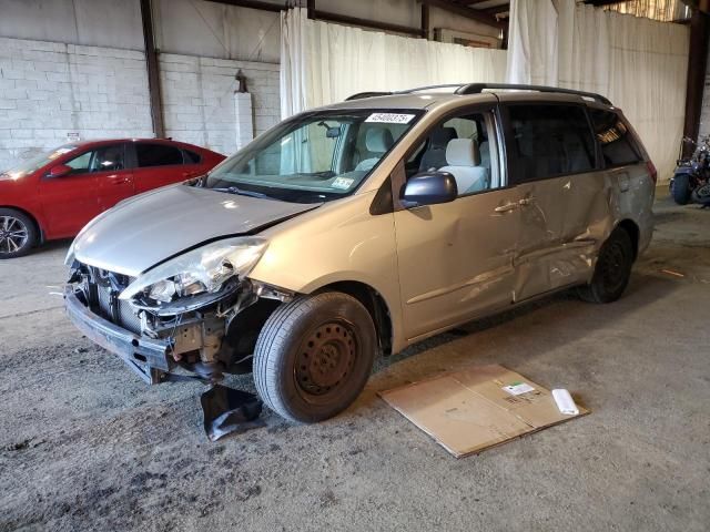 2007 Toyota Sienna CE