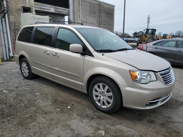 2016 Chrysler Town & Country Touring